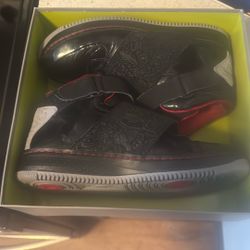 Jordan Black And Red Air Force One Size 10.5 