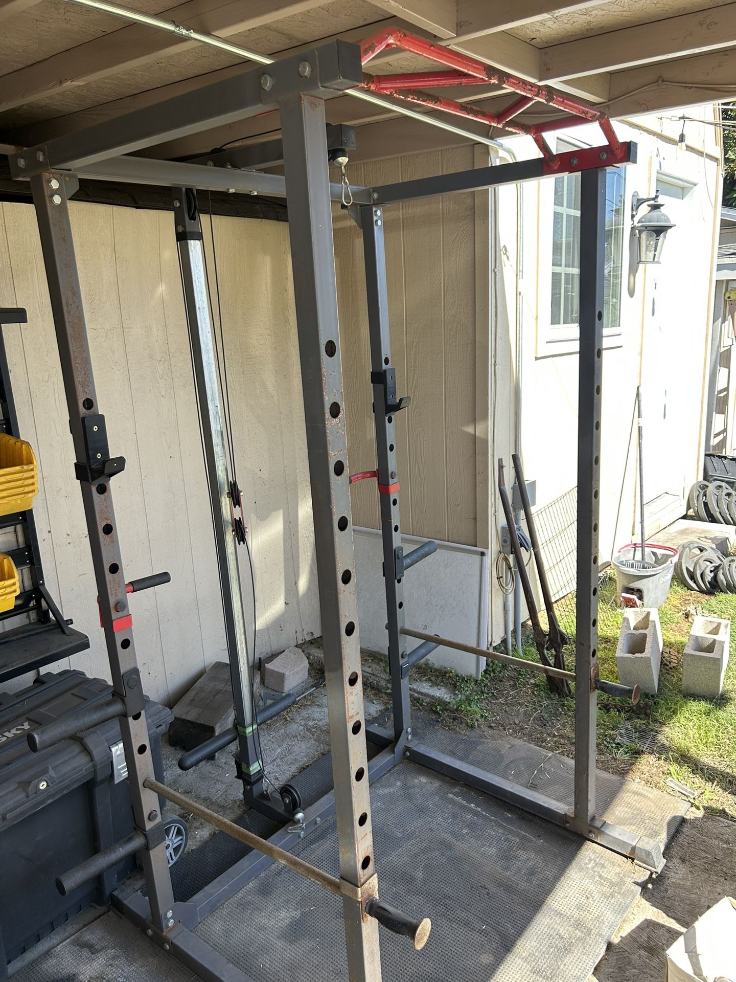 Squat Rack With Pulleys