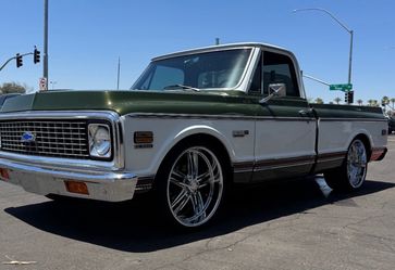 Wheels and tire c10 5x127 22”