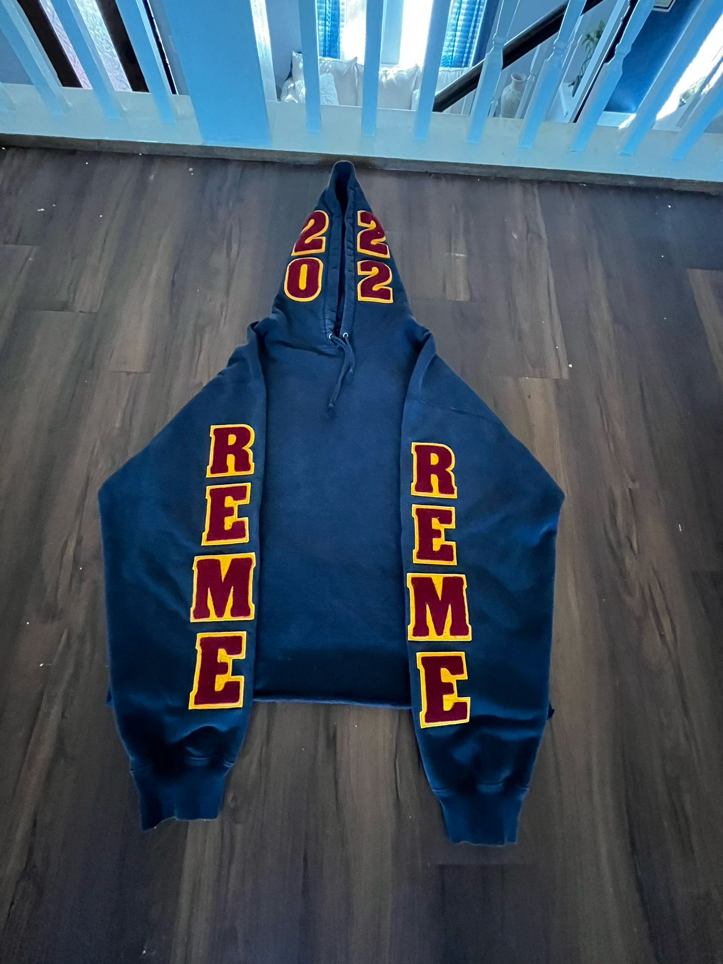 Supreme Hoodie 