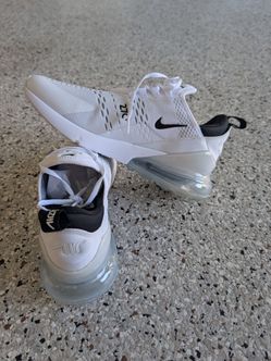 Nike Air Max 270