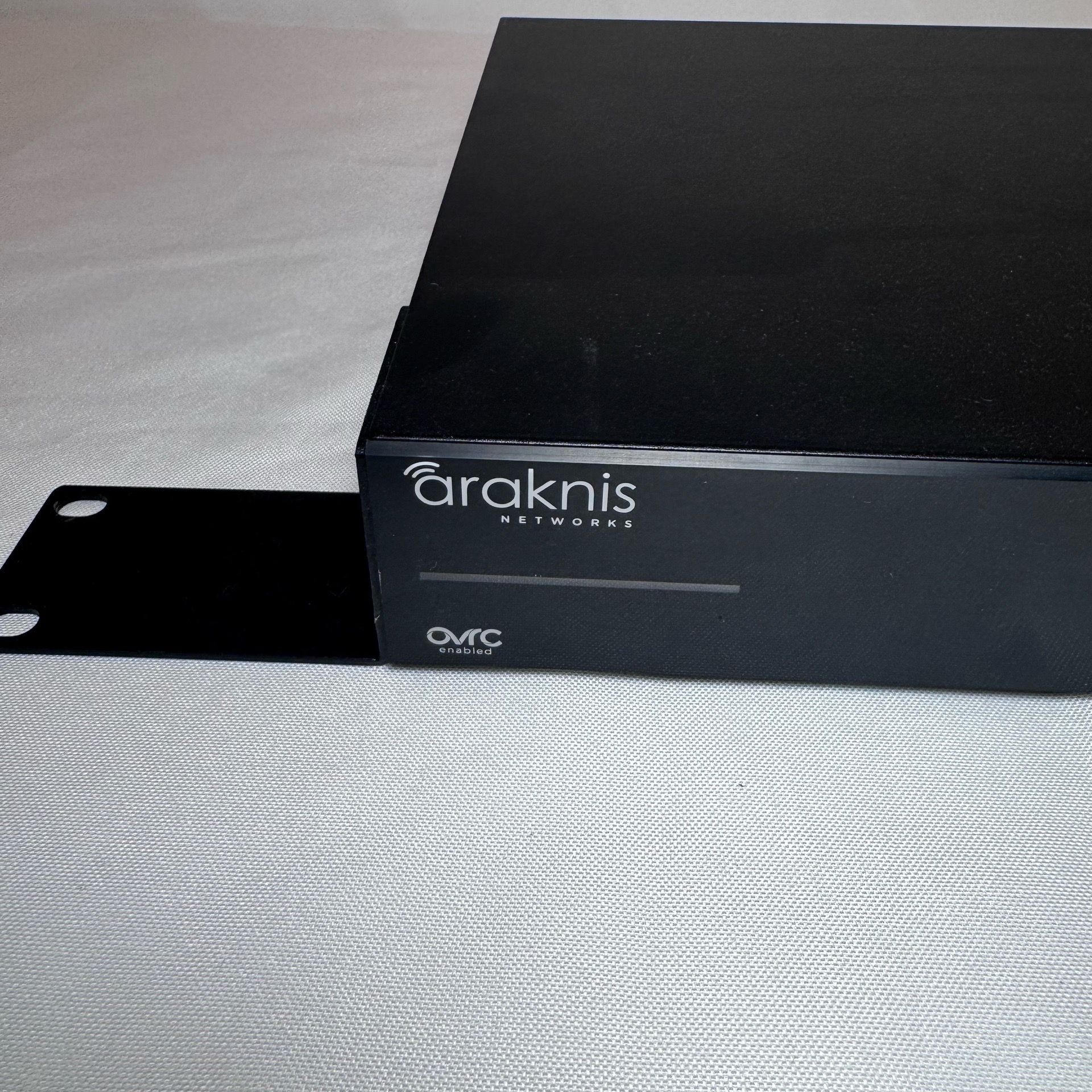 Araknis Gigabit Switch 110 Series
