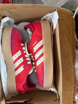 Adidas Samba Red Heart Sneakers Women’s size 6 NIB