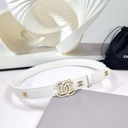 A classic versatile belt