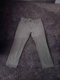Levi's Signature Men's Khaki Pants