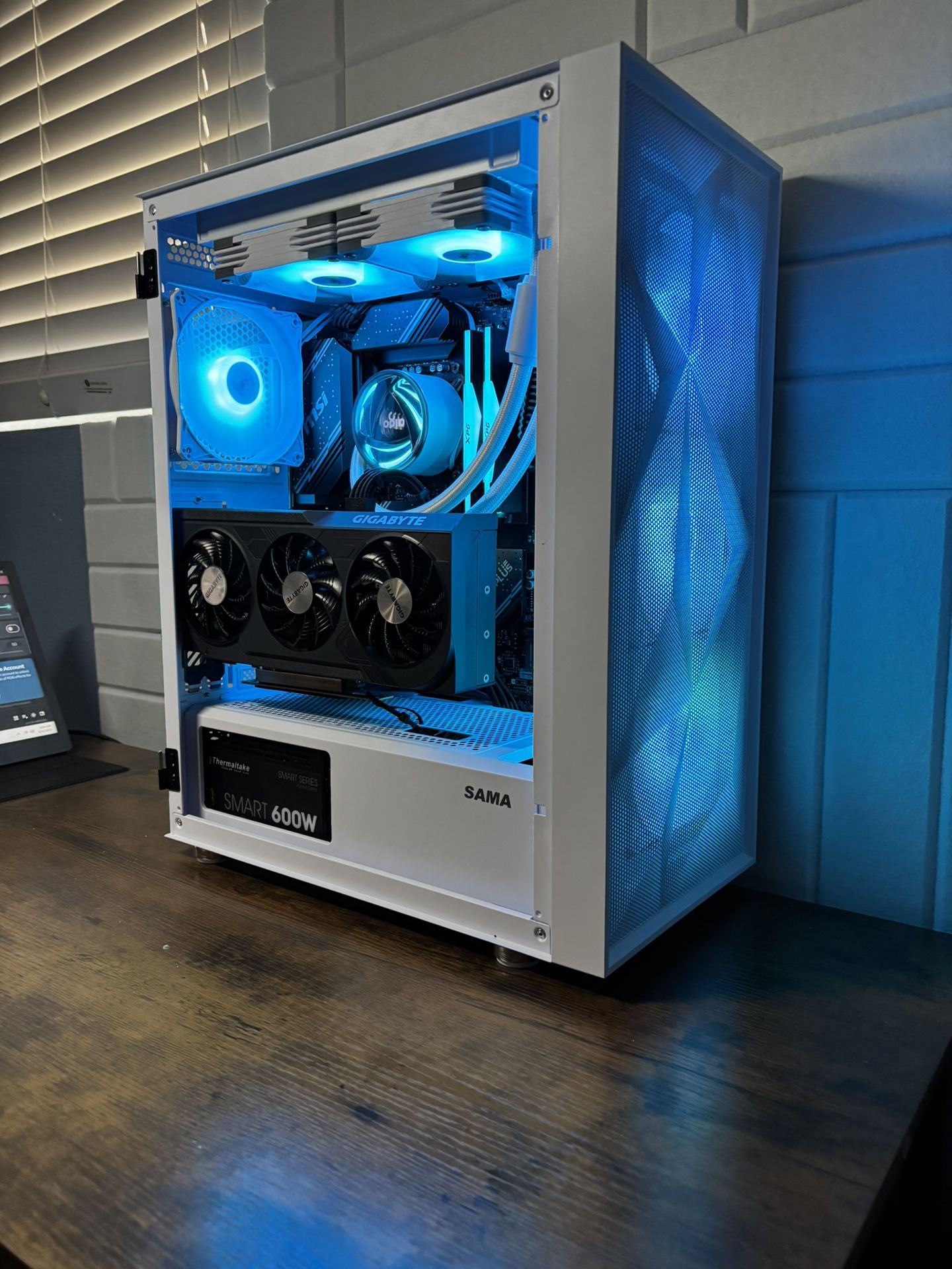 RTX 4070 | I7 12700KF | 32GB DDR5 | 1TB STORAGE | 1440P GAMING PC