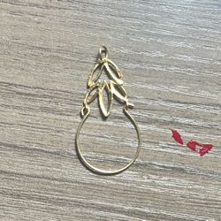 14k Gold Pendant 
