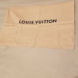Louis Vuitton Dust Bag For Purse Or Hand bag 22" x 15" Cream Luxury Designer Excellent Condition

Like New