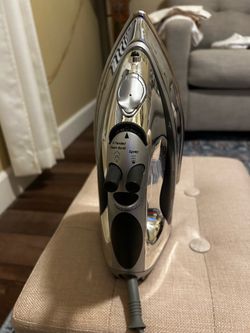 Extended steam burst iron