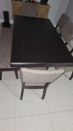 8 seater dining table