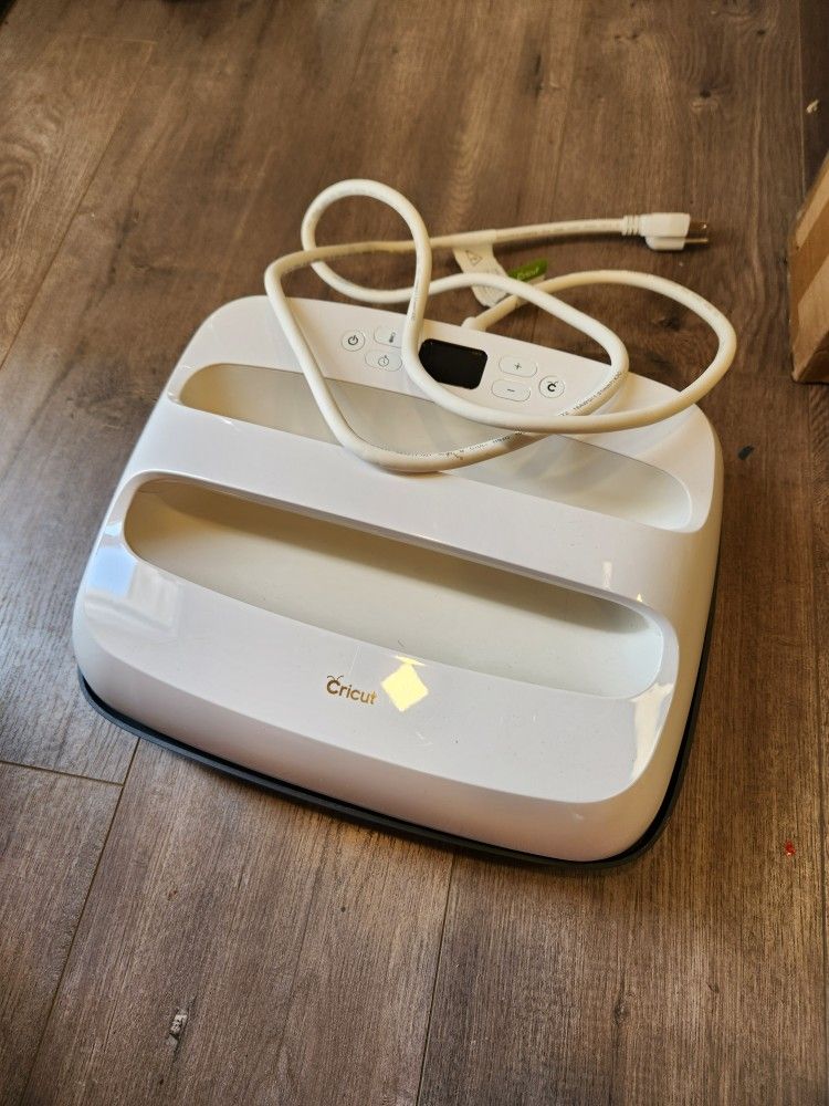 Cricut East Press