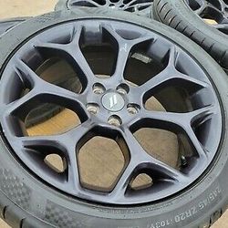 Buick Wheels Chrysler 200 Rims Pacifica Town And Country Chrysler 300 Lincoln Mkz Crown Victoria 