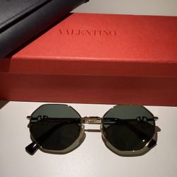  Valentino Sunglasses Gold / Green  Like New 