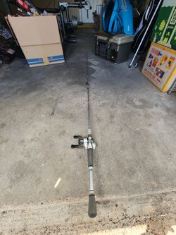 Bass Pro Shops Johnny Morris CarbonLite 2.0