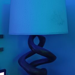 Med - Large Wood Twist Design Lamp
