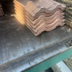 Eagle Tile Roof (180 Pieces)