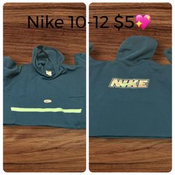 Nike Sportswear Club Fleece Crop Hoddie Girls Large Pre Owned Size 10-12 💖💖💖AL