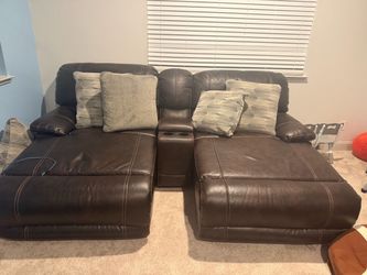 Recliner loveseat couch