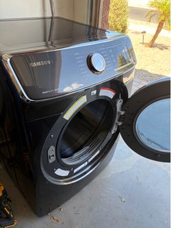 Samsung Gas Dryer – Like New – $150 (Pickup Only)