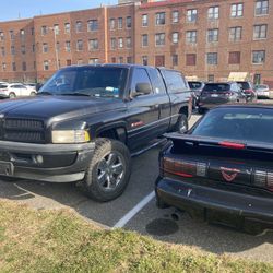 1998 dodge ram 1500 sport 4X4  6 1/2 Foot Bed And extended cab 4door with factory bed cap