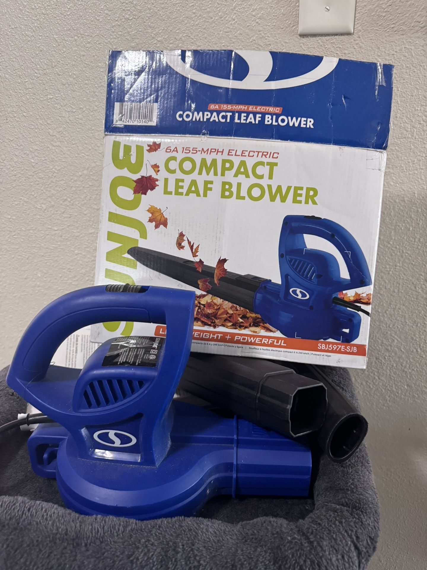 Leaf Blower