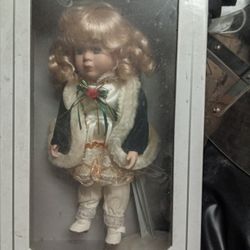 old collector dolls