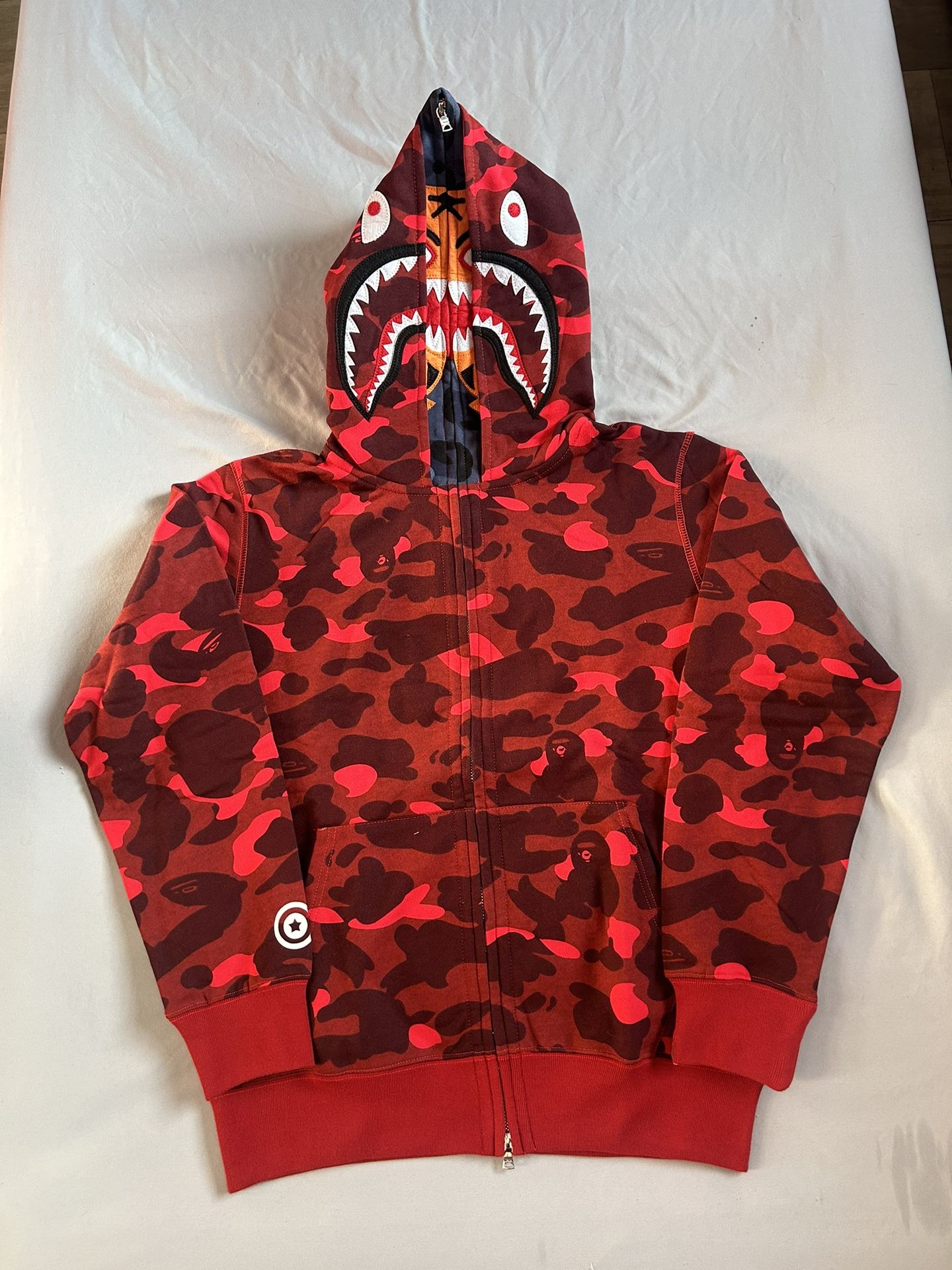 New BAPE Color Camo Tiger Shark Wide Full Zip Double Hoodie Red Size Large