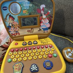 VTech Disney Jake and the Never Land Pirates TREASURE HUNT Learning Laptop