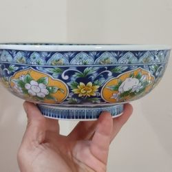 Vintage Mid Century Hand made Japan Imari Bowl,Signed,3" Tall x 8.5" Wide.