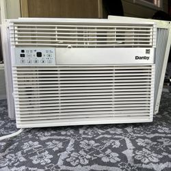 Air Conditioner, Super Powered 12,000 BTU