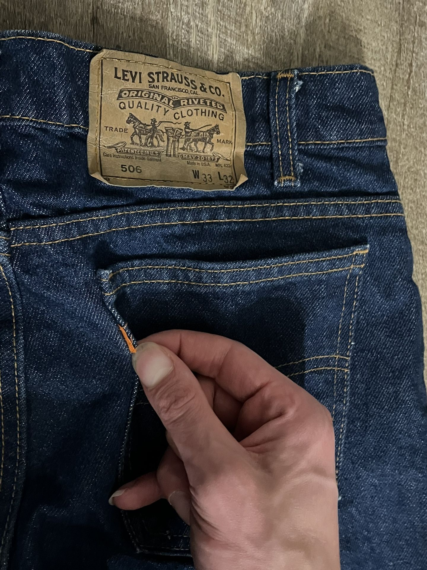Vintage Levi’s orange tab made in USA 33X32
