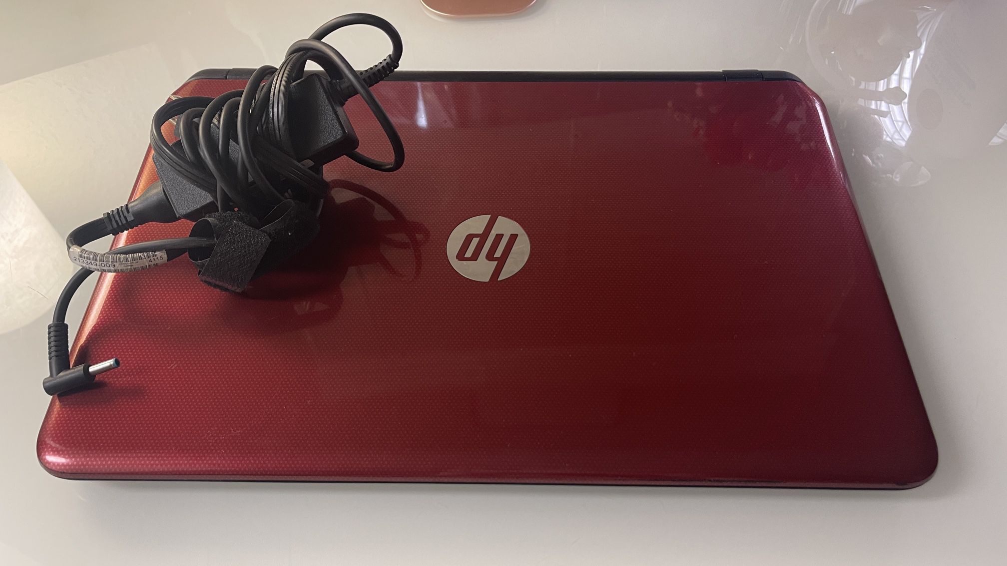 Laptop Computer HP 15-f262wm Windows 10 500GB