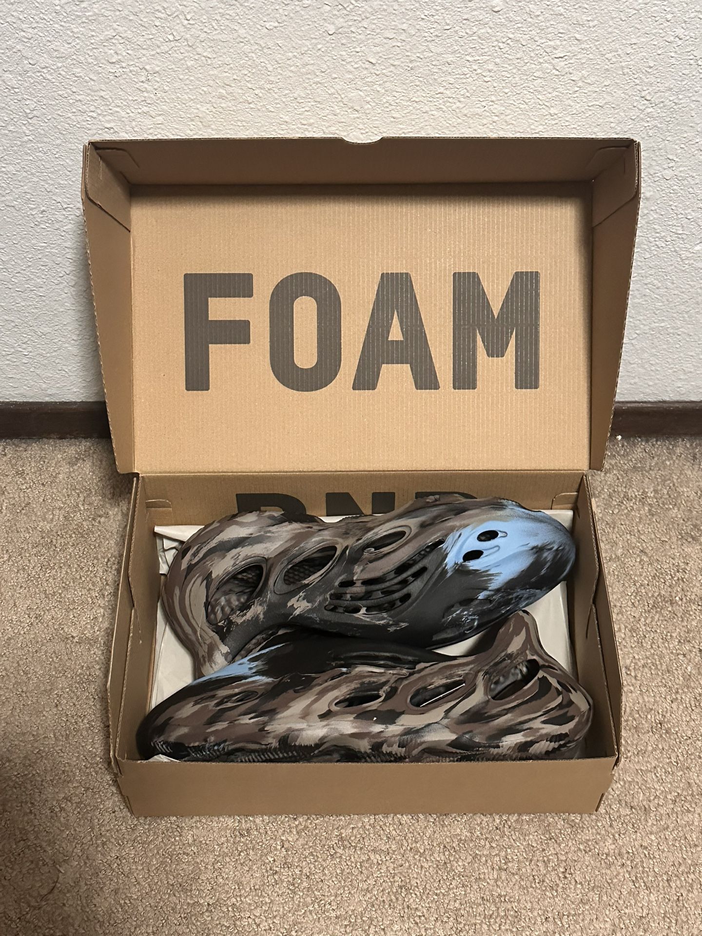 Yeezy Foam Runner RNR MX Cinder Brown Black Blue