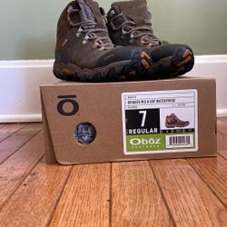 Boy’s Hiking Boots