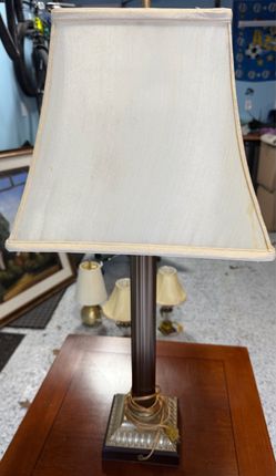 Table lamp
