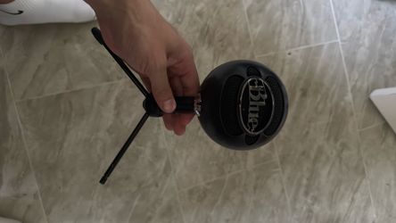 Blue Ice Snowball microphone