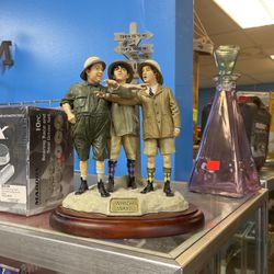 Three Stooges Mini Statue “Which Way?”