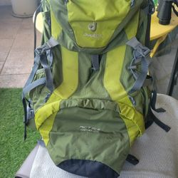 Deuter Act Lite 45+10 Backpack