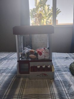Kids Toy Claw Machine