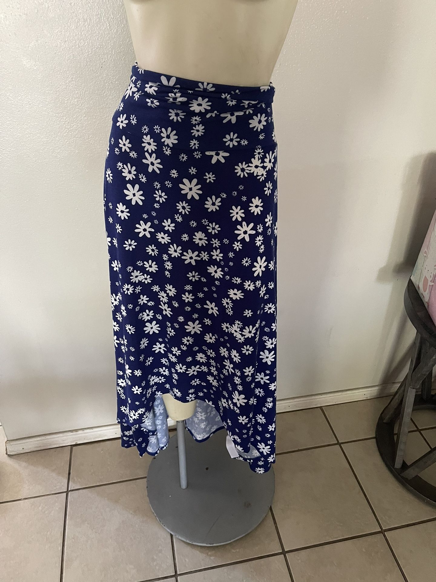 New Lularoe Skirt