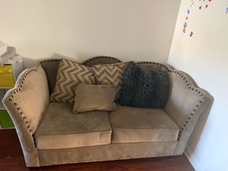 Couch & Love Seat Matching Set