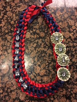 Graduation leis
