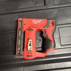 Milwaukee Crown Stapler 