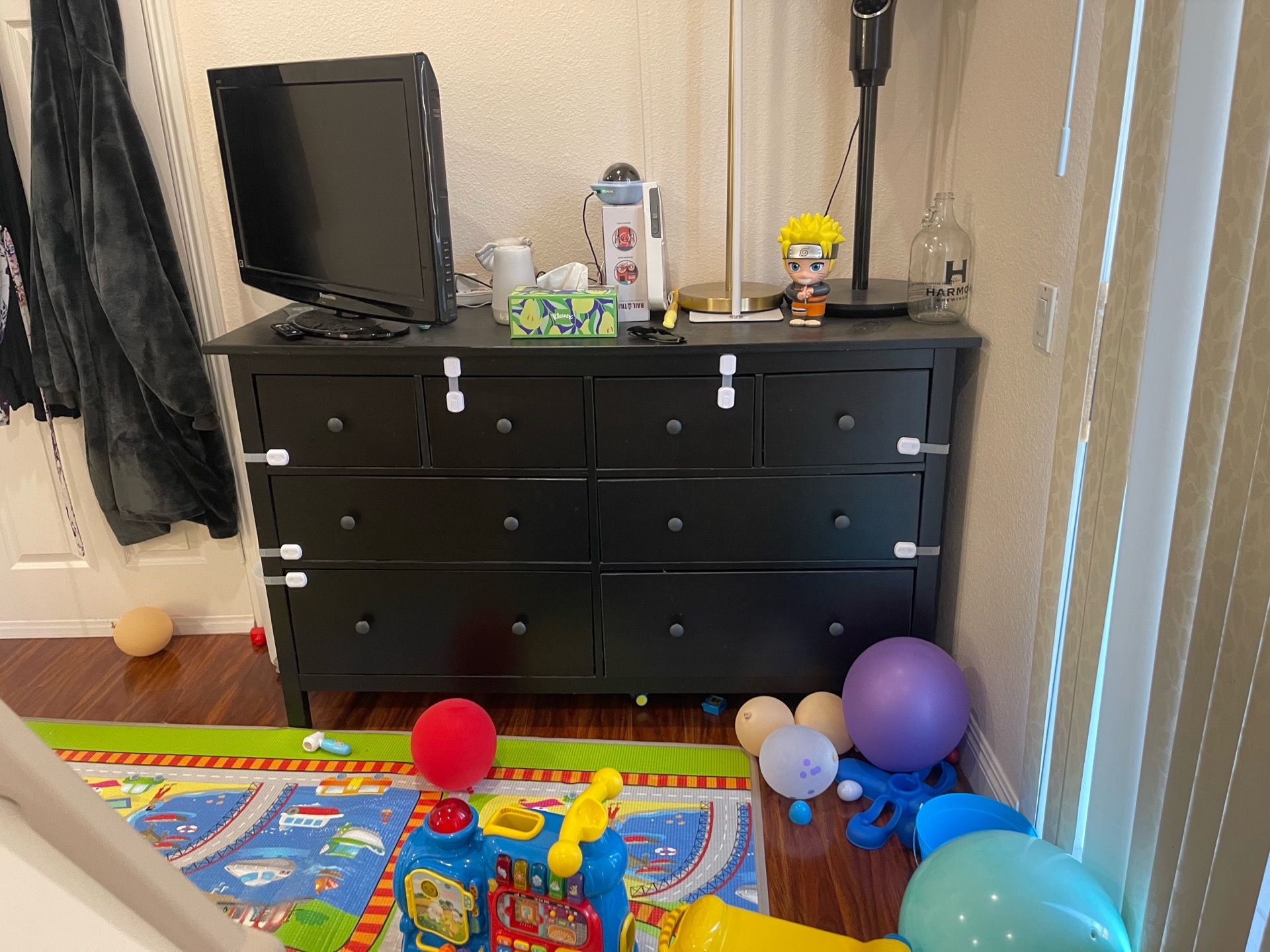 Best offer accepted: 8 - Drawer Black Dresser