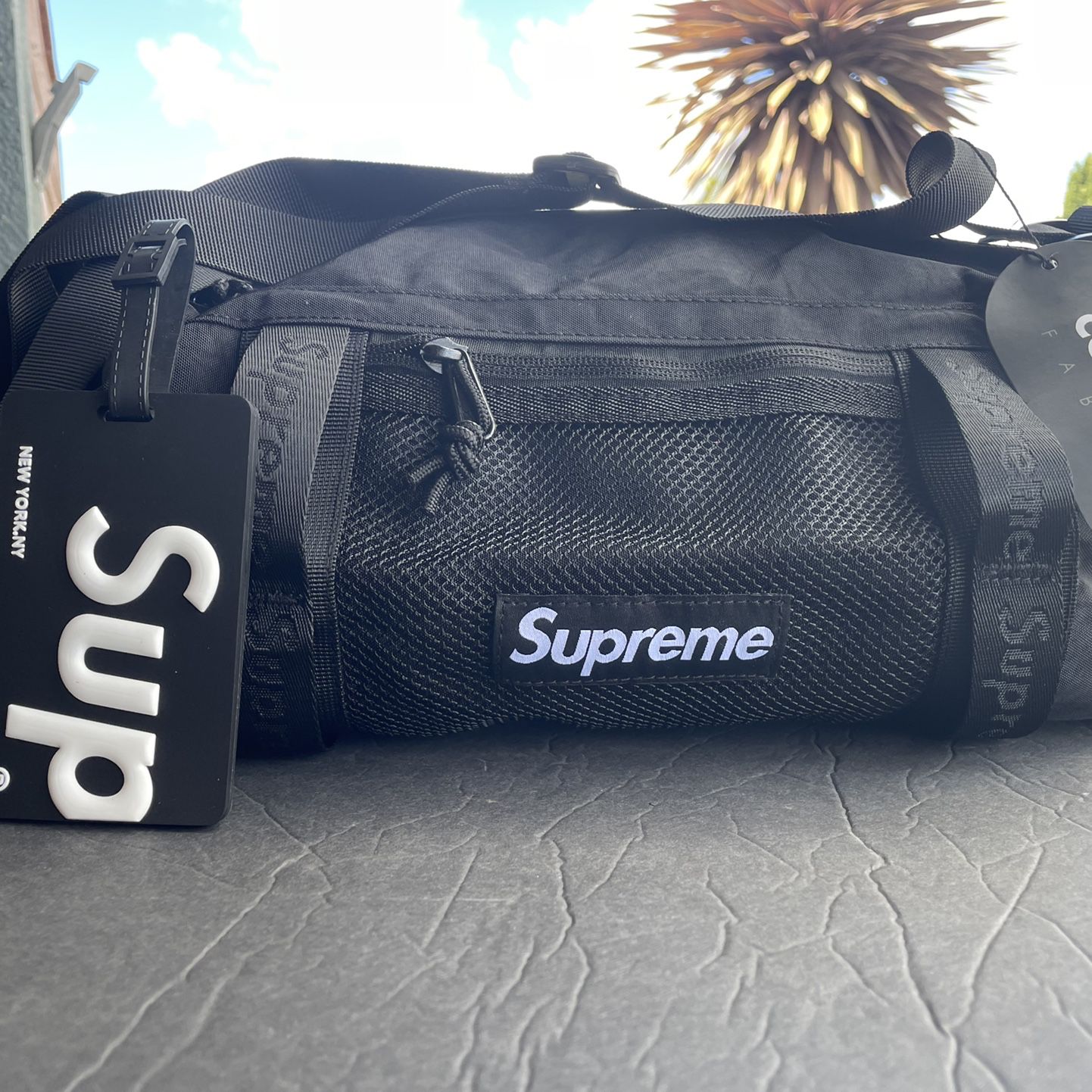 Supreme Mini Duffle Bag for Sale in Los Angeles, CA - OfferUp