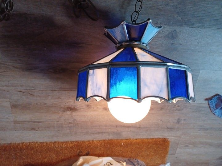 Slagle Stained Glass Light Fixture Tiffany Style