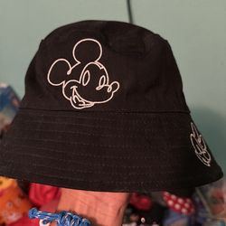 Mickey bucket hat reversible