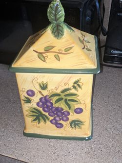 Vintage 1990 Grapes Canister In Good Condition $45