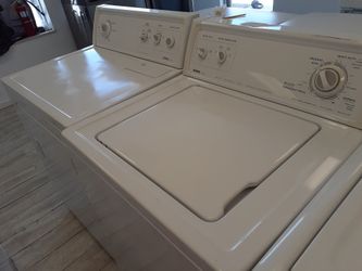 Kenmore Washer and Dryer Set 80 series