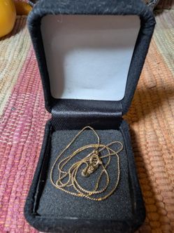 Dainty Gold-Tone Twisted Rope Chain Necklace – "Just For You" Tag Gift Clasp